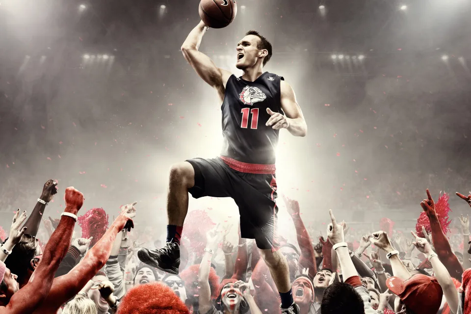 Basketballspieler in Sprung