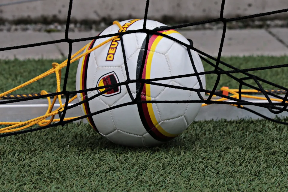 Fußball