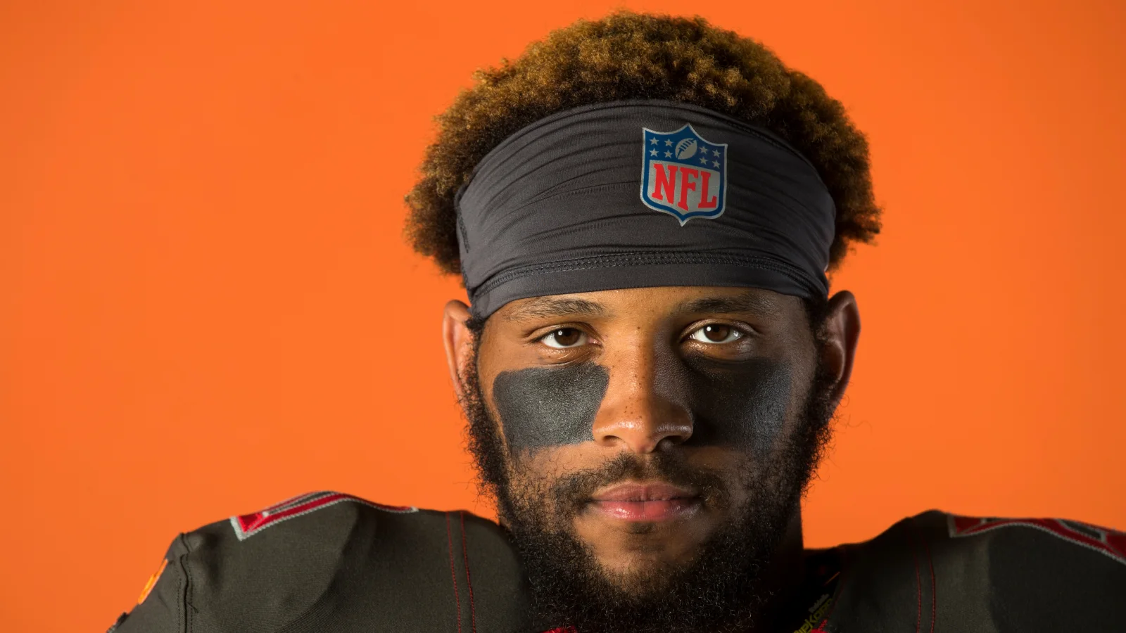 Spieler in amerikanischer Fußball O. J. Howard Gesicht in Nahaufnahme