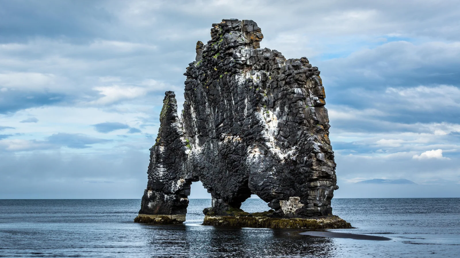 Ungewöhnliche Felsen Island