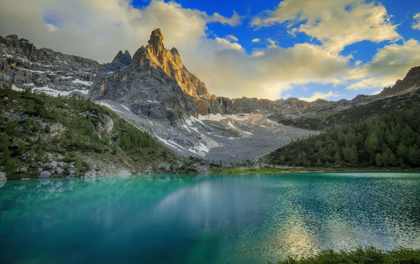 Berg Massiv Dolomiten am See, Italien