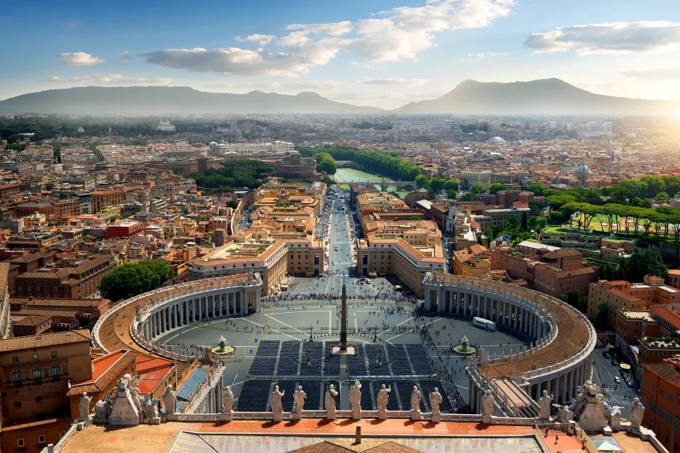 Blick von oben auf Platz, Italien