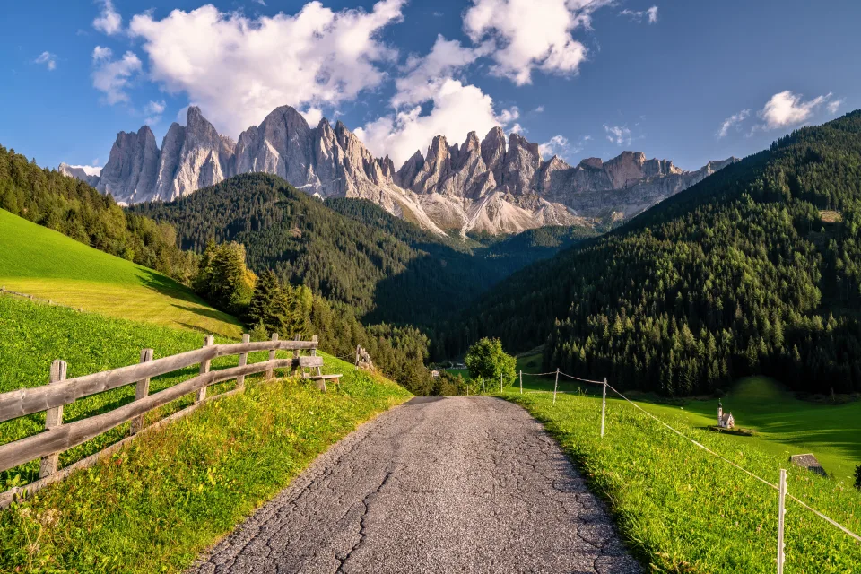 Straße Führt zu, Italien