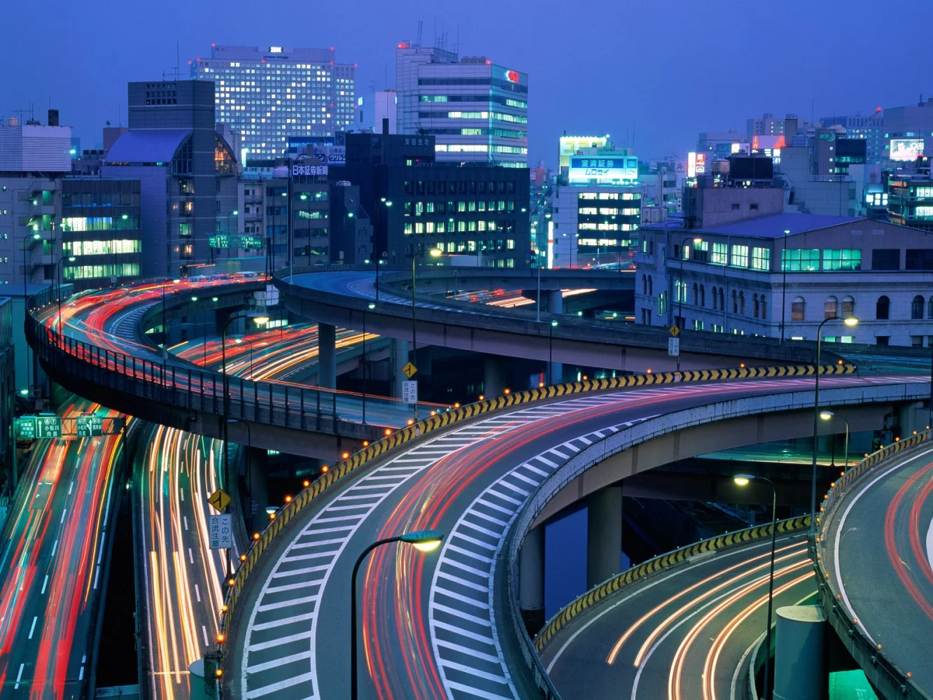 Tokio bei Nacht