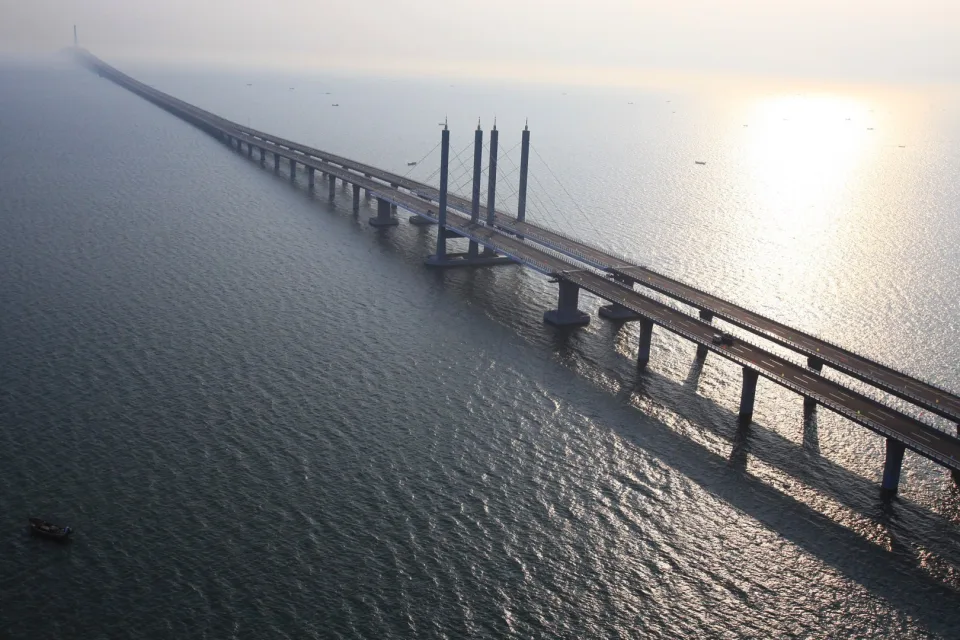 Der höchste langer Brücke in Welt, China
