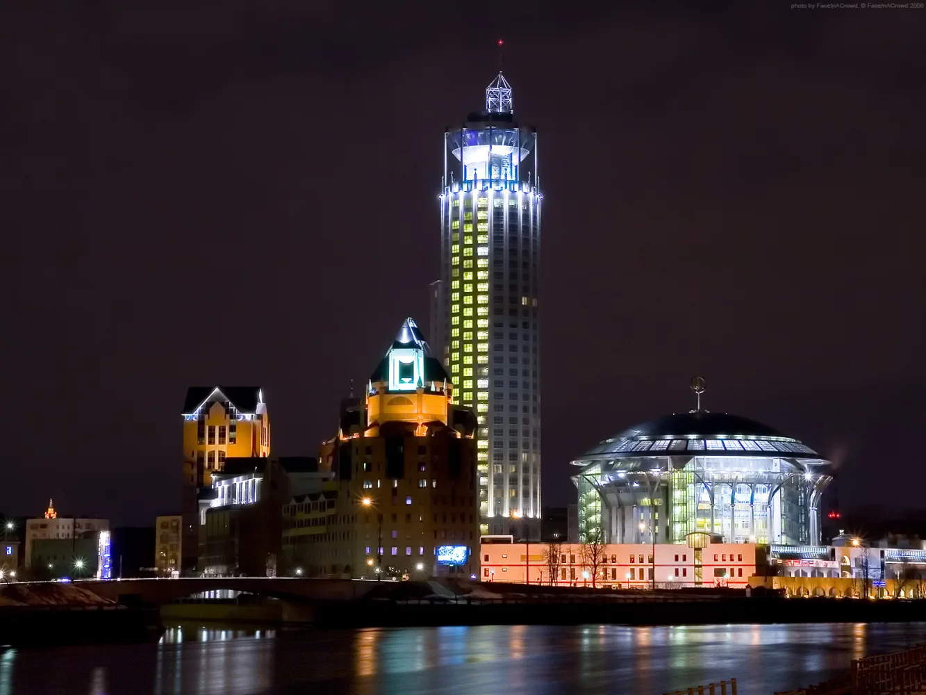Architektur Moskau bei Nacht