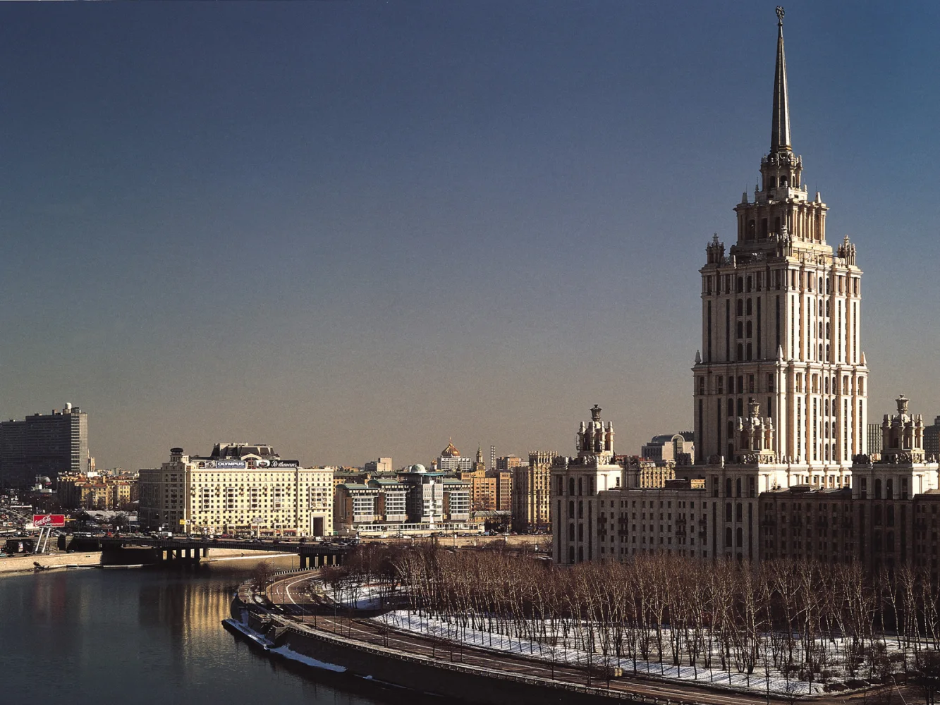 Botschaft Großbritannien in Moskau im Winter