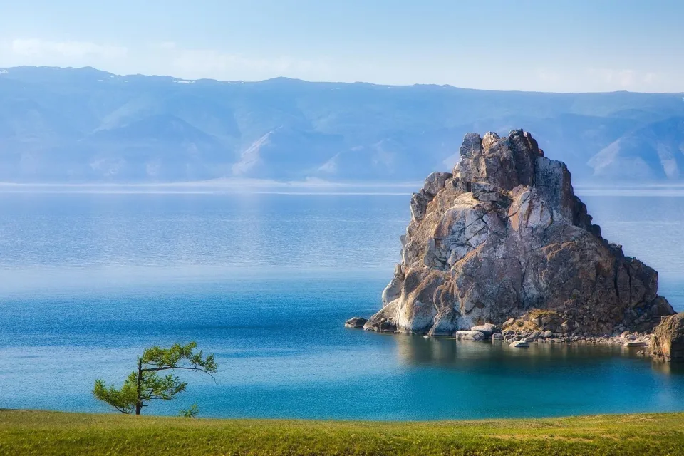 Felsen, See Baikalsee