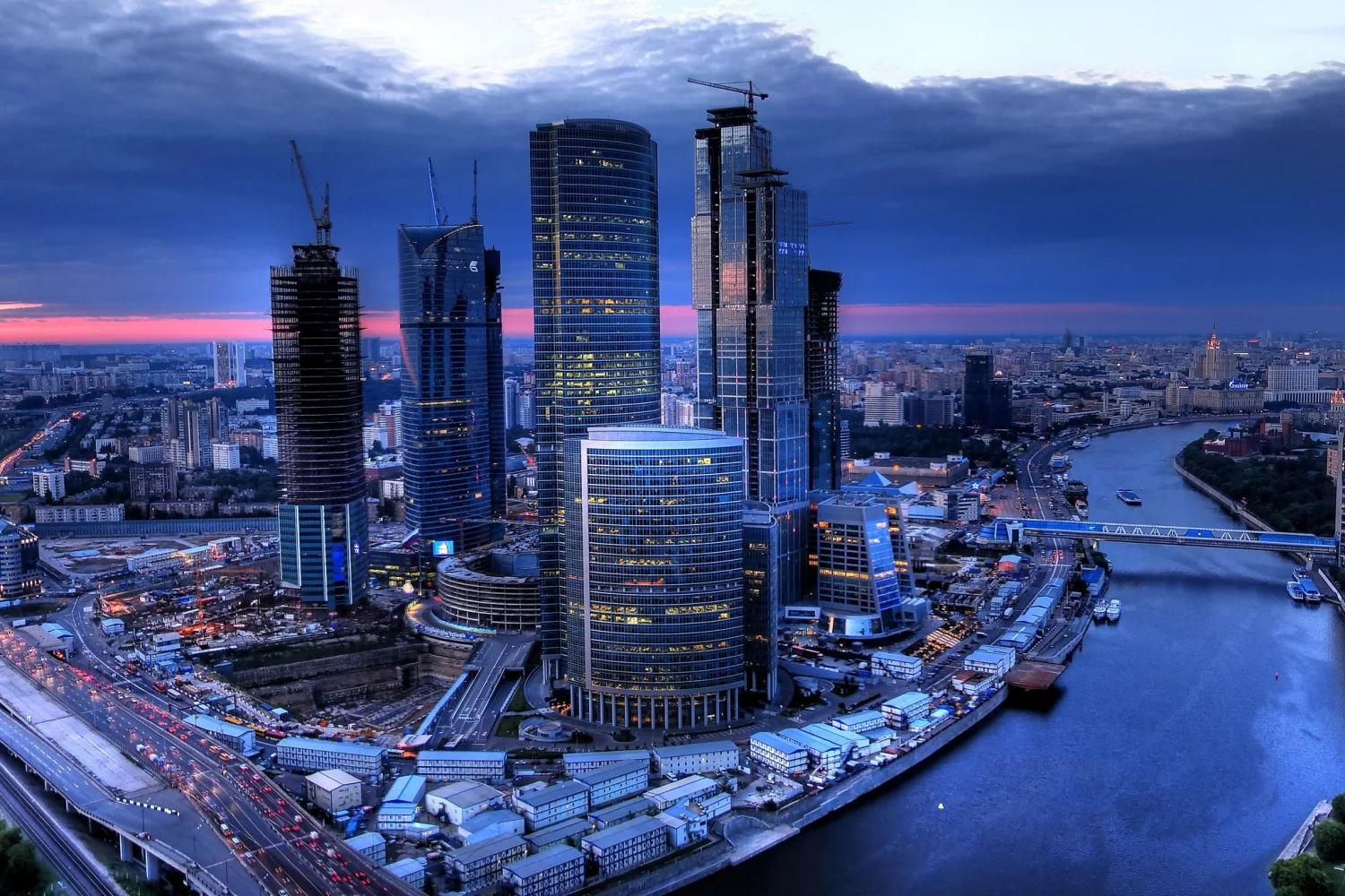 Hochhäuser in der Stadt Moskau, Russland