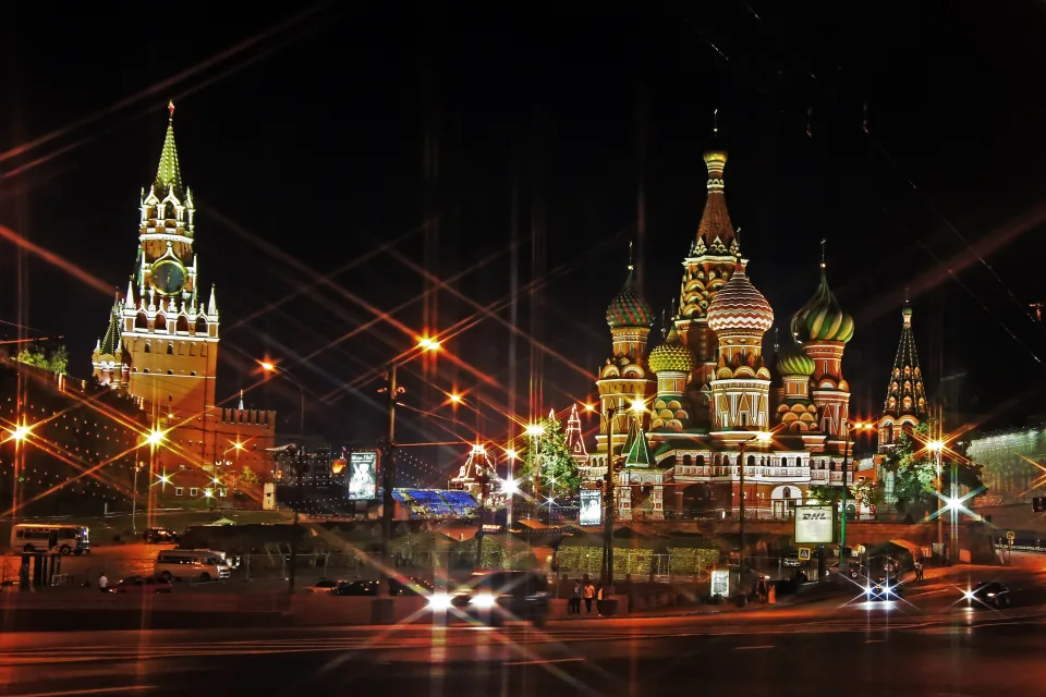 Moskau und leuchtende Leuchten