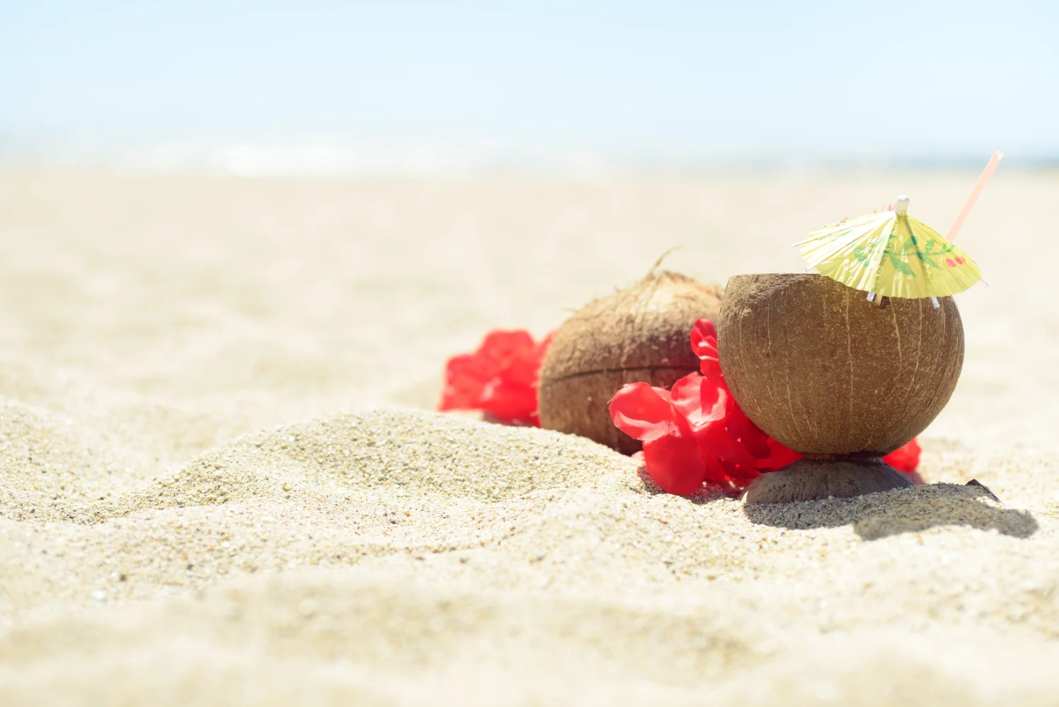 Naturmotiv – heißem Sand im Sommer