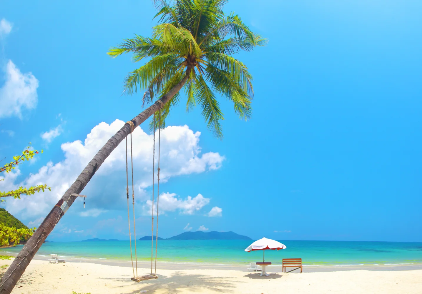 Strand mit weißem Sand