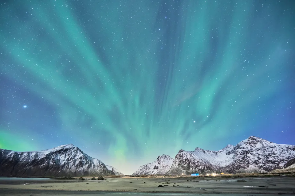 Aurora Borealis Snow Berge