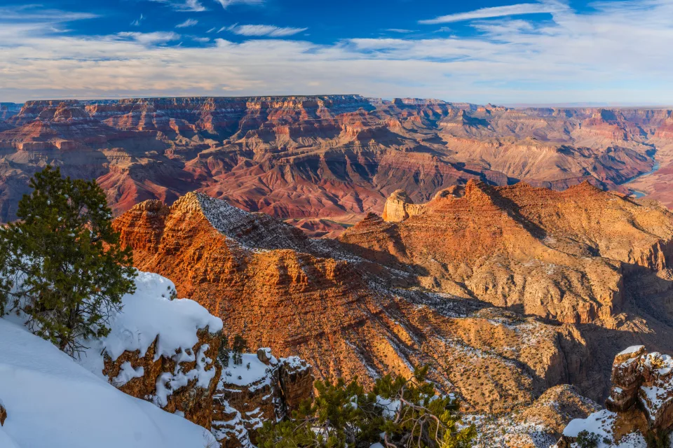 Blick auf Felsen Grand Canyon Park im Sonnenlicht