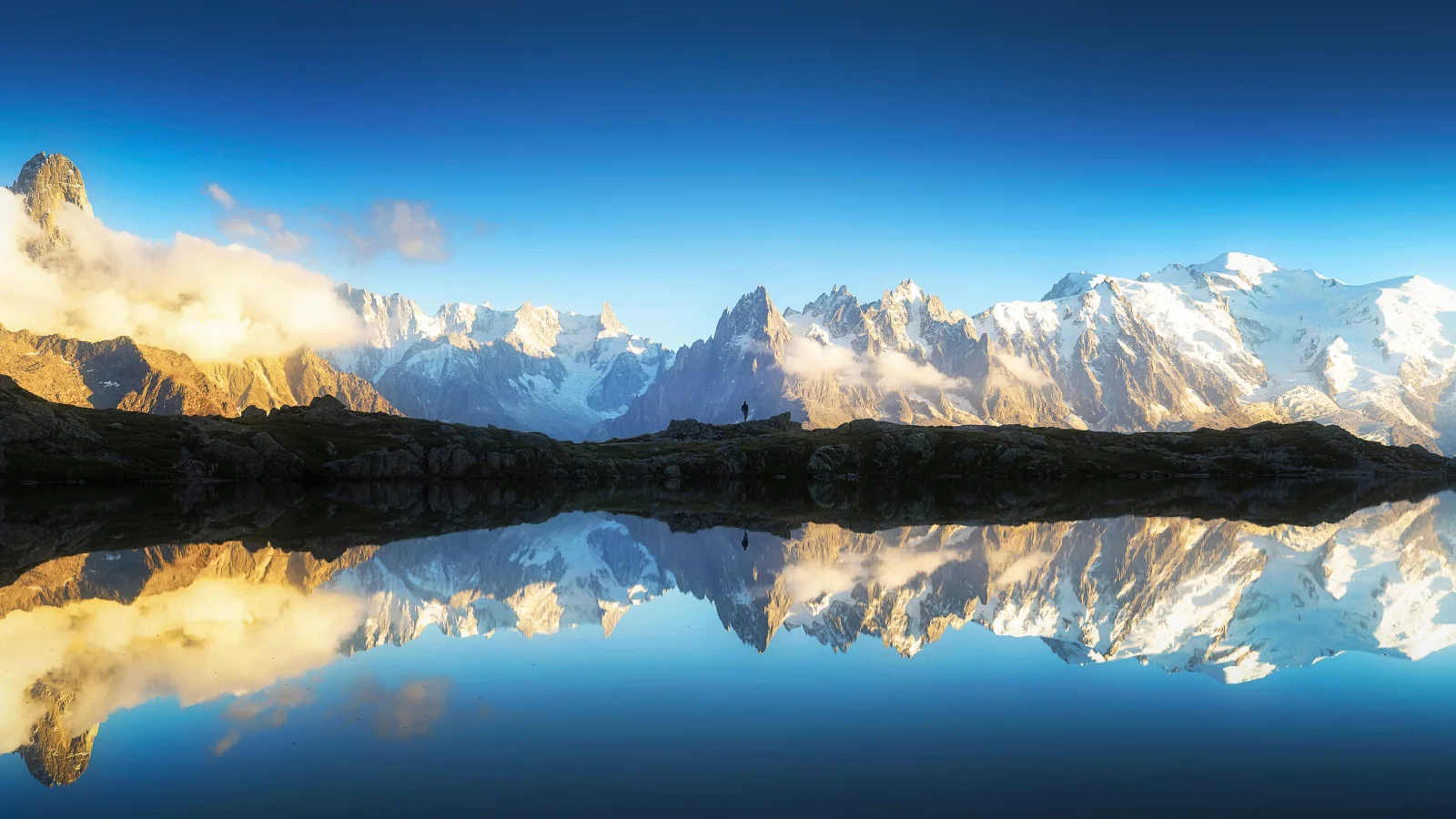 Mont Blanc massif Alps Berge