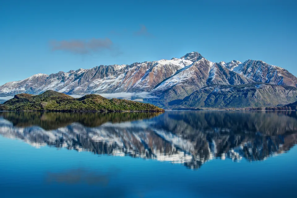 Snow Berge Lake