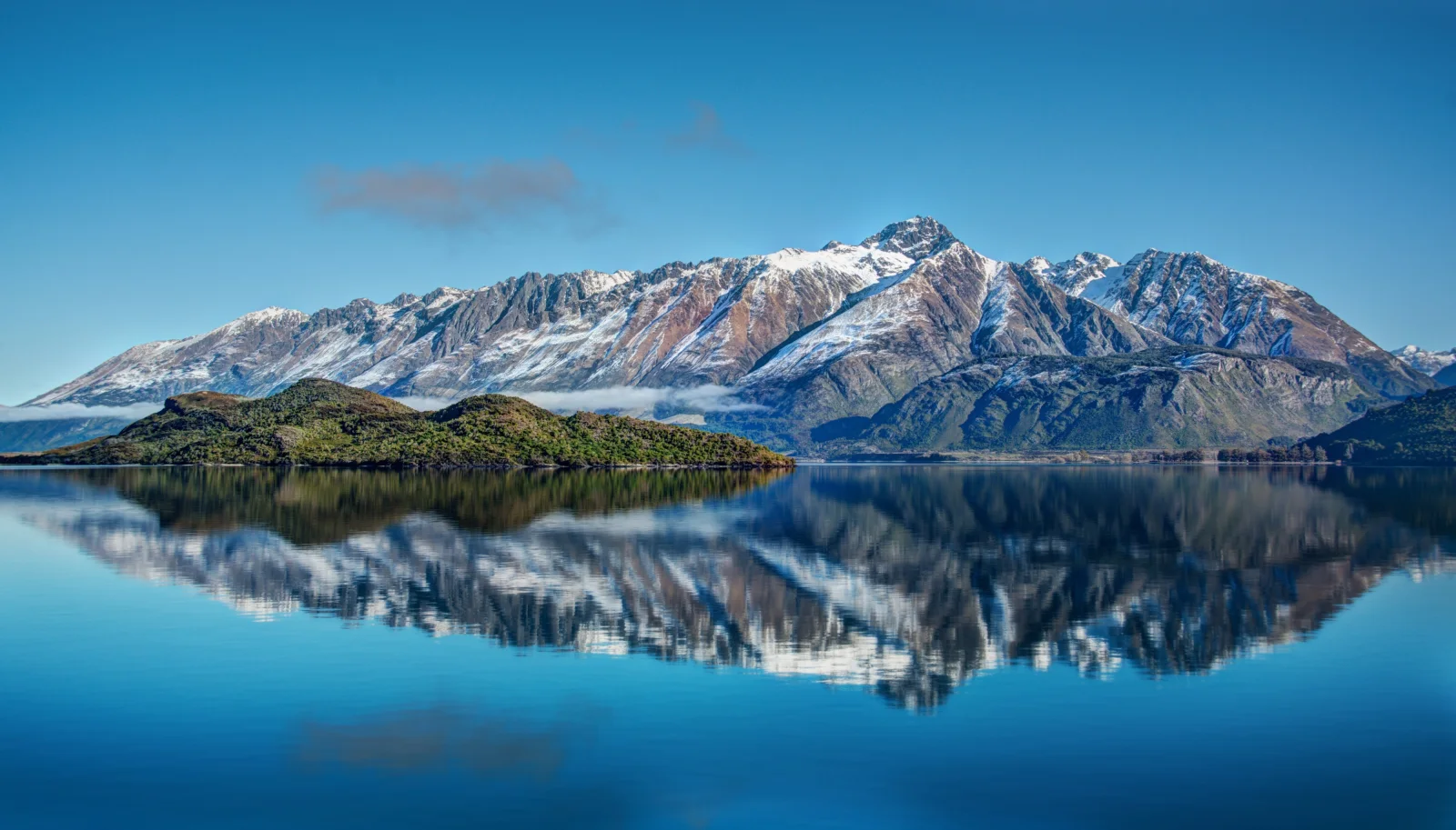 Snow Berge Lake