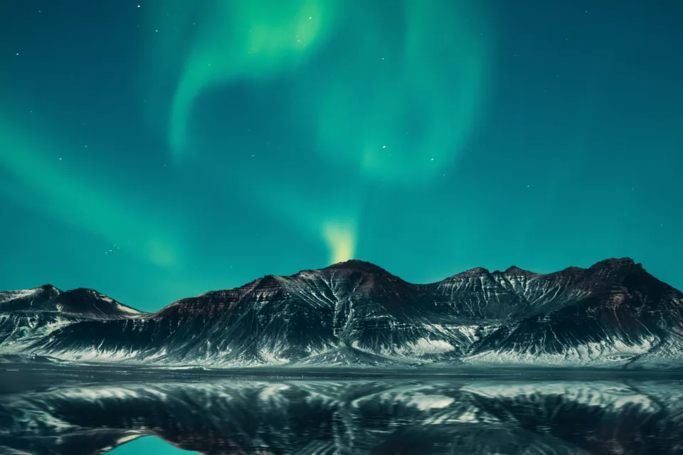 Aurora Borealis Berge