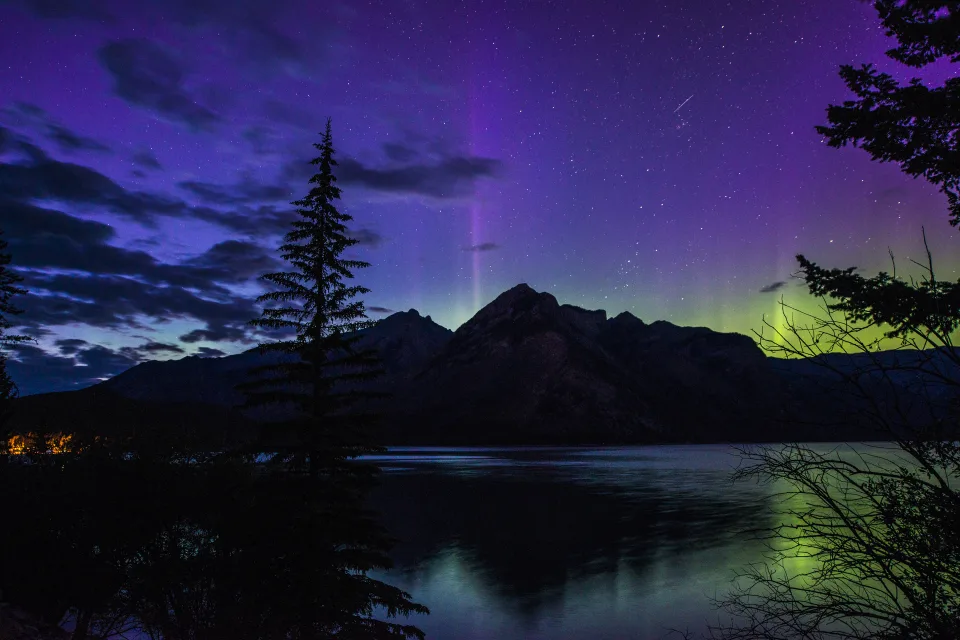 Lake Minnewanka Aurora Borealis