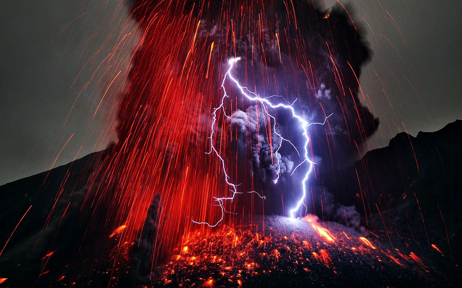 Ausbruch Vulkan Sakurajima, Japan