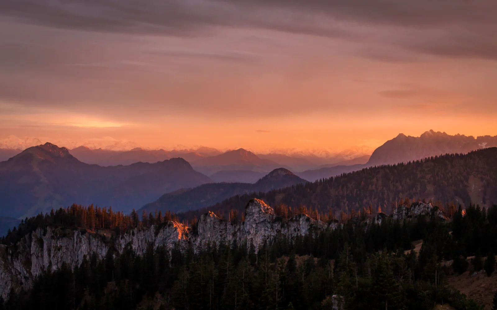 Alpenglow Sonnenaufgang