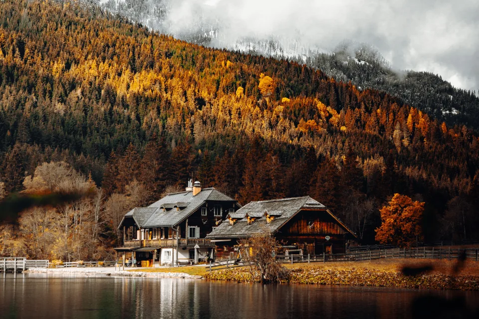 Holzhaus am See