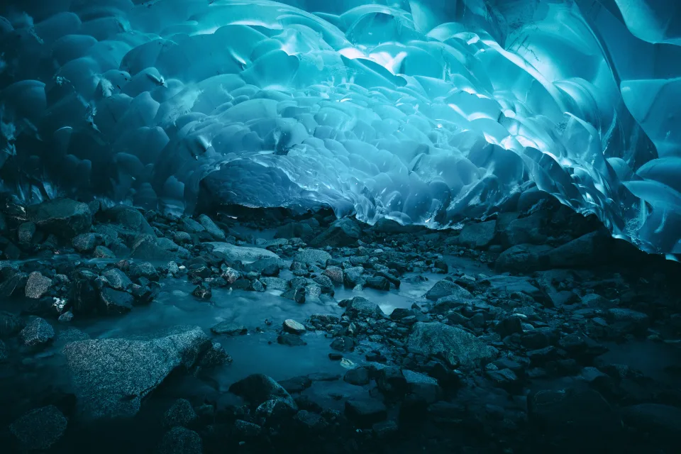 Ice caves Gefroren