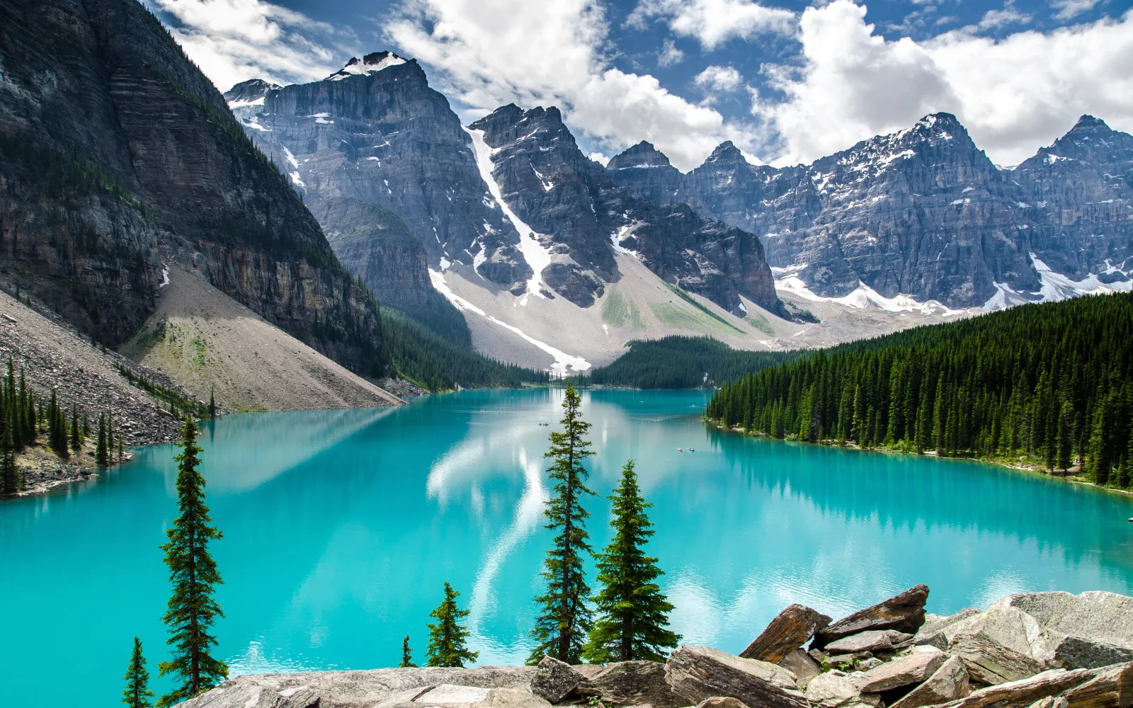 Moraine Lake Snow covered