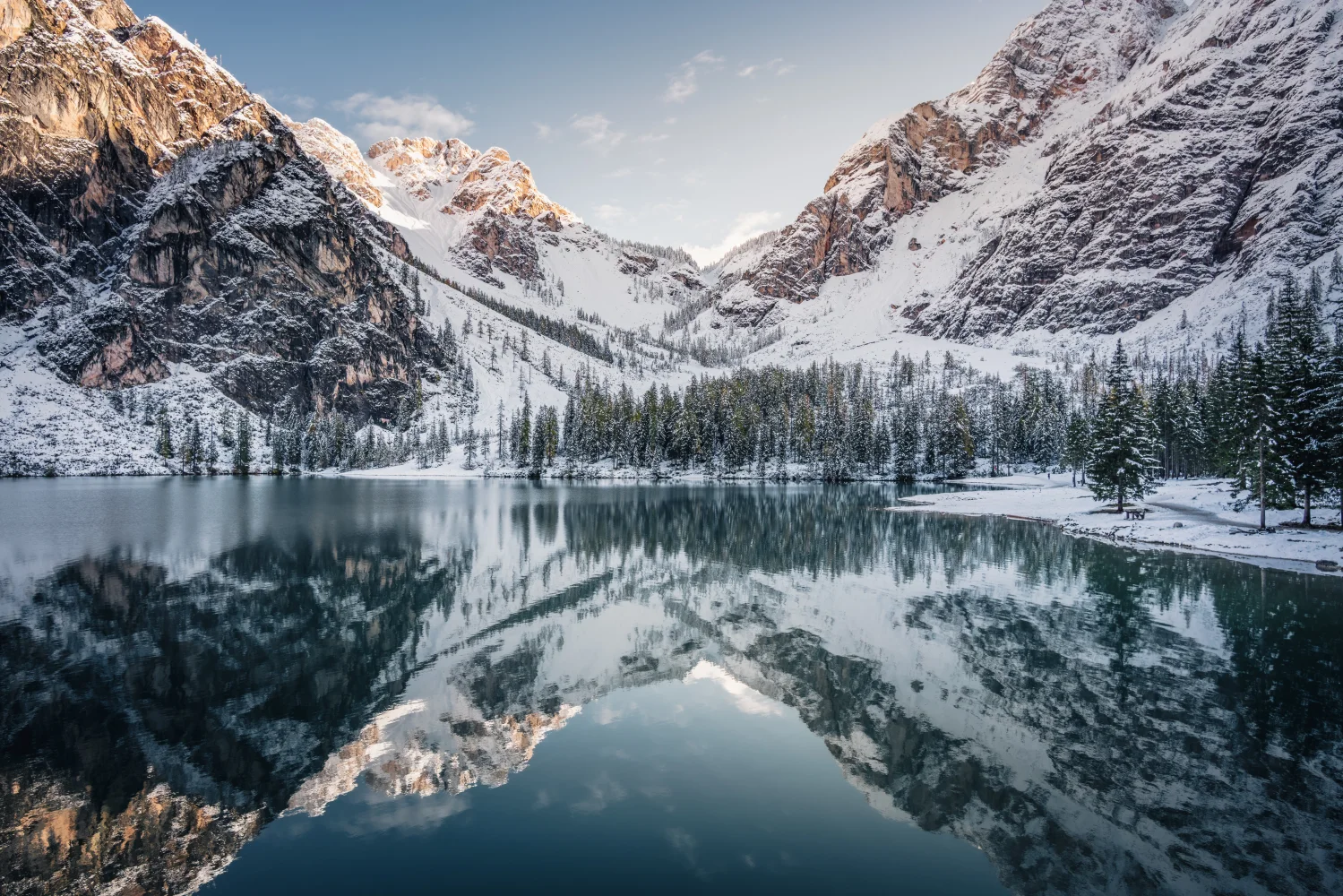 Pragser Wildsee Snow covered