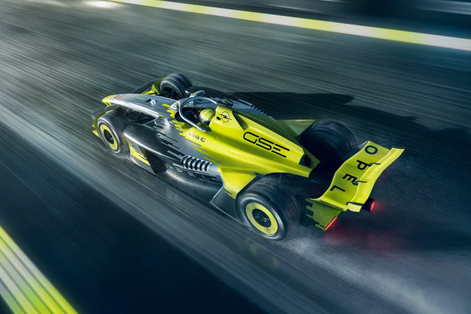 Opel GSE 27FE Neon Fueled F1 Speed