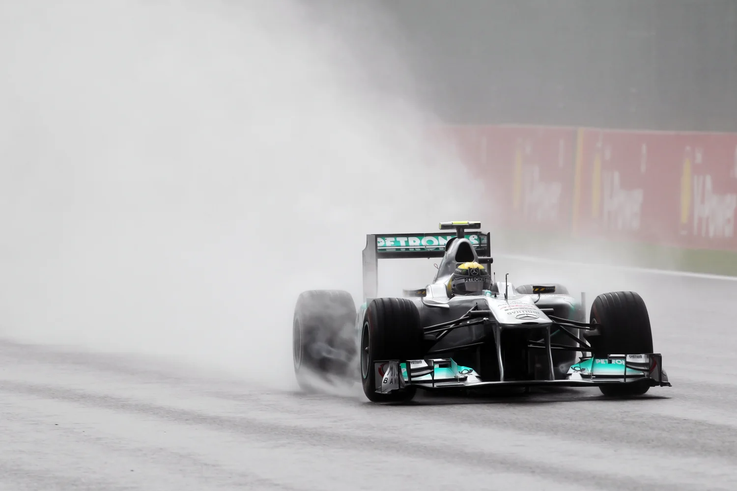 Race Car Rain F1 Sports 4k Ultra HD Wallpaper