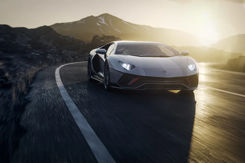Lamborghini Aventador LP 780 4 Ultimae Highway