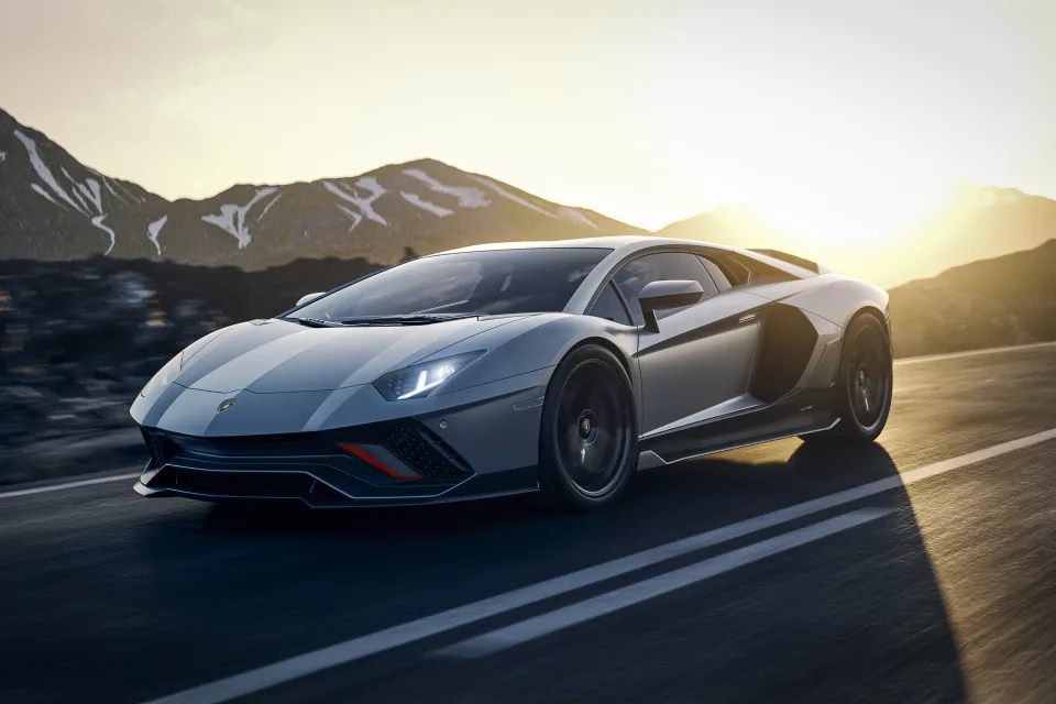 Lamborghini Aventador LP 780 4 Ultimae Luxury sports car