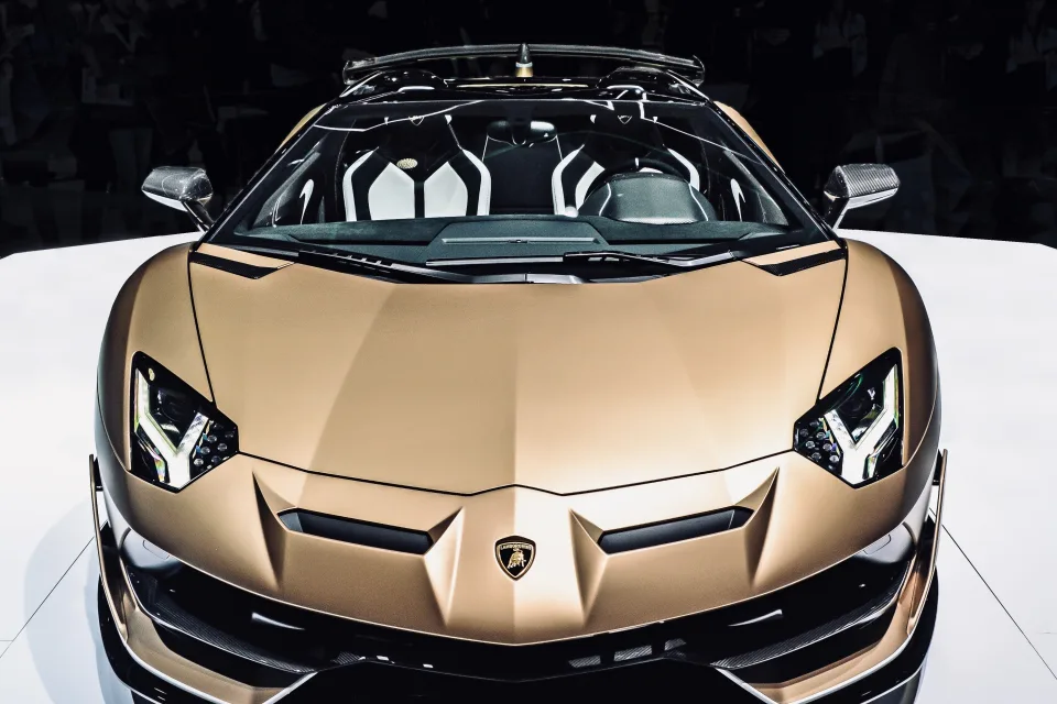Lamborghini Aventador SVJ Roadster Supersportwagen