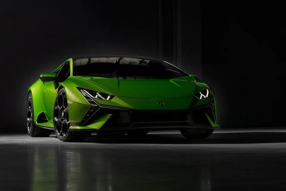 Lamborghini Huracán Tecnica dunkle Ästhetik