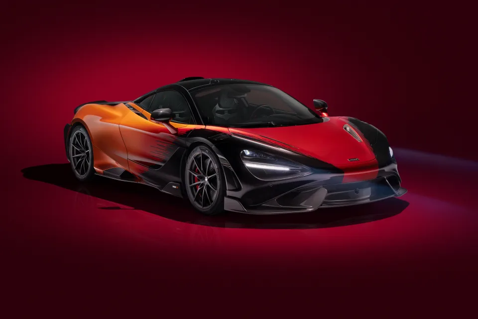 McLaren 765LT Strata 8K