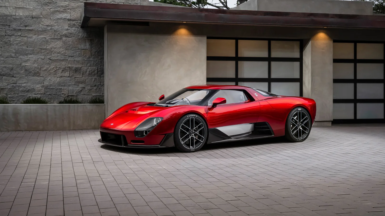 McLaren McL 6GT 2026