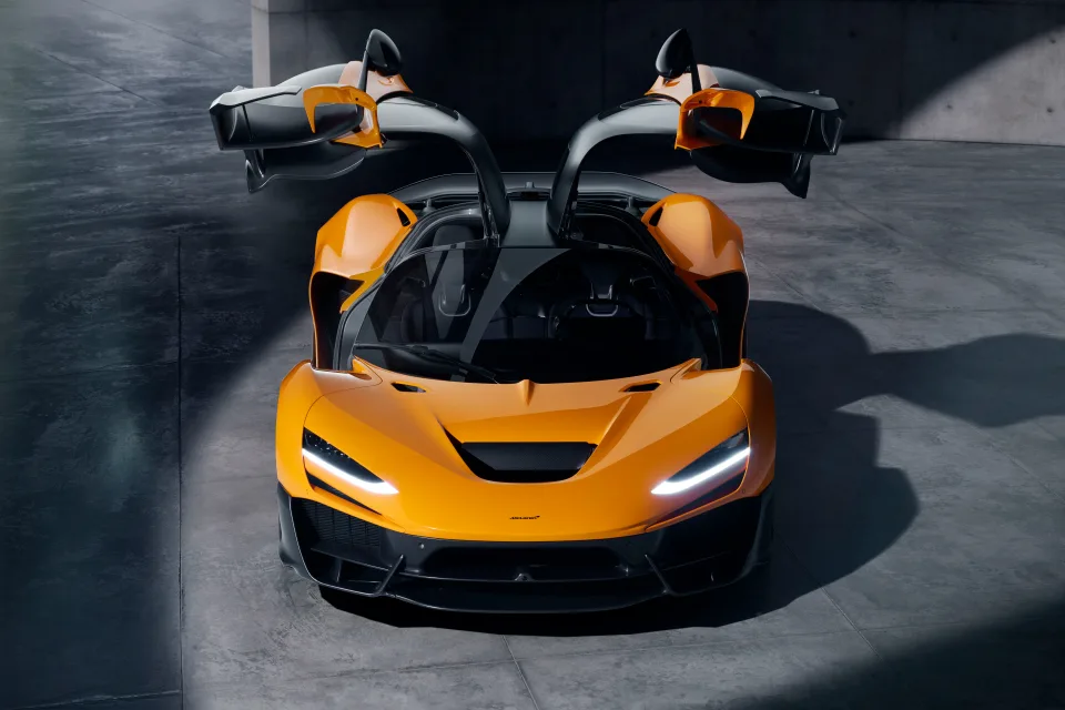 McLaren W1 8K
