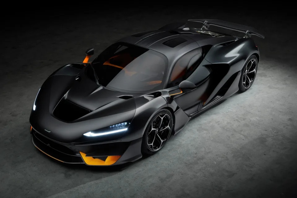 McLaren W1 dunkle Ästhetik
