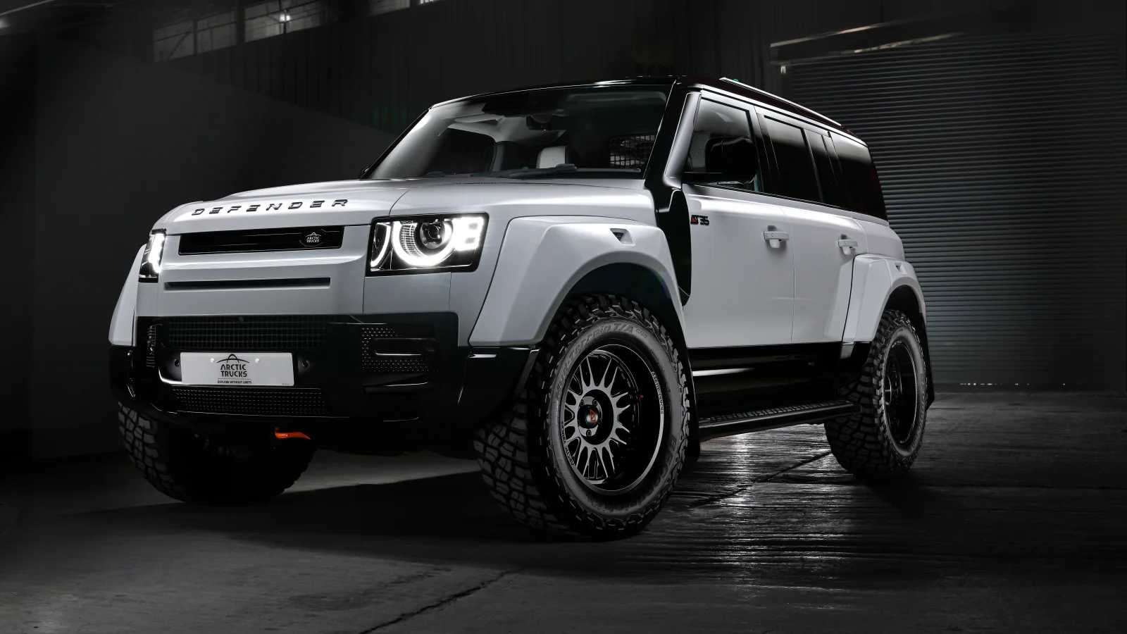 Arctic Trucks Land Rover Defender 110 2025