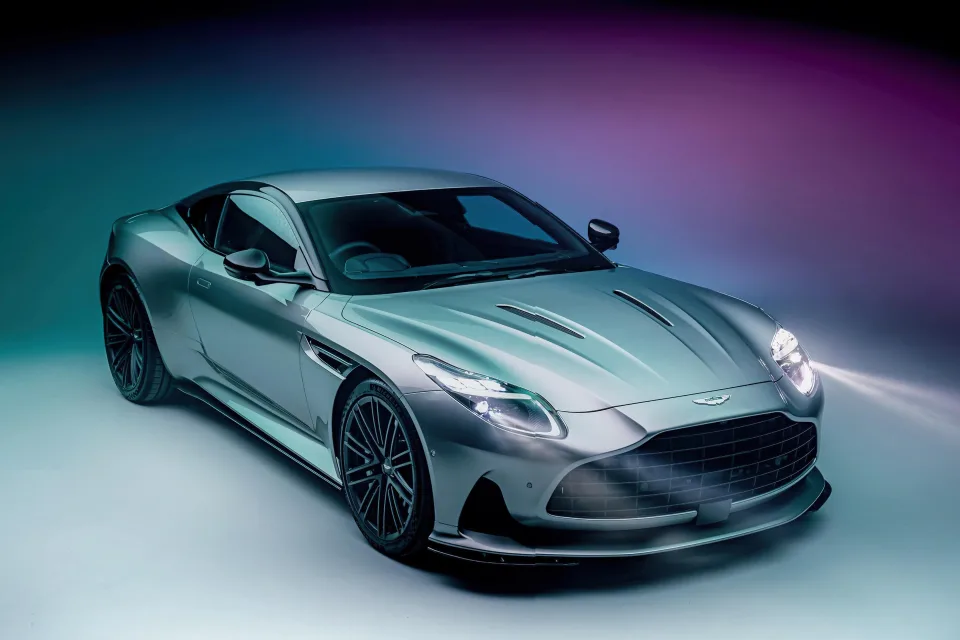 Aston Martin DB12 Dope