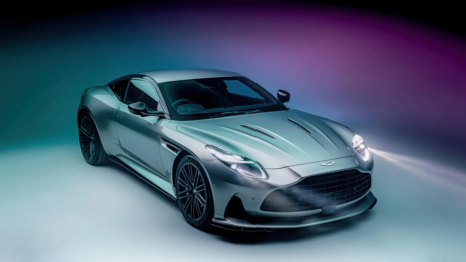 Aston Martin DB12 Dope