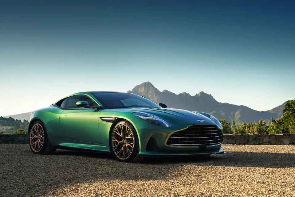 Aston Martin DB12 High Performance