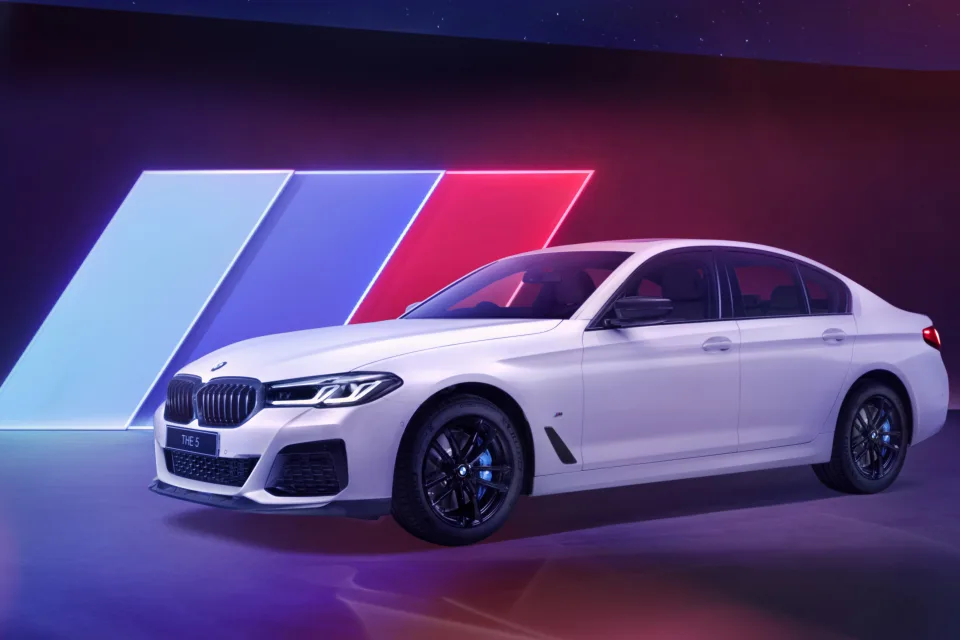 BMW 530i M Sport Carbon Edition 2021