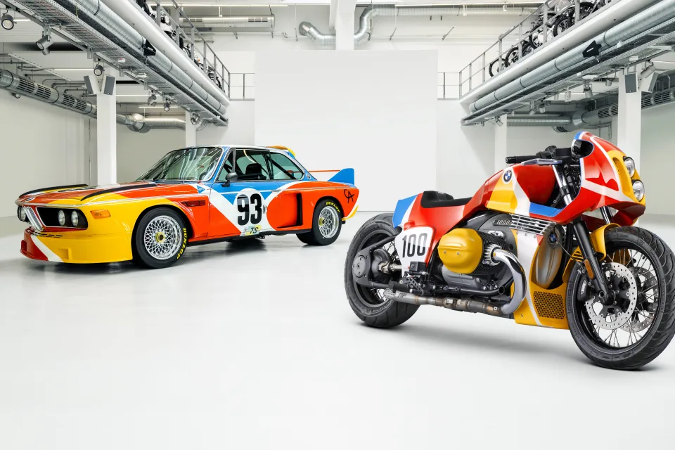 BMW Art car BMW 1.8 CSL Art Bike