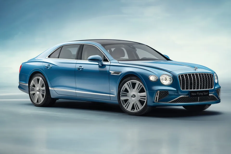 Bentley Flying Spur Azure 2025