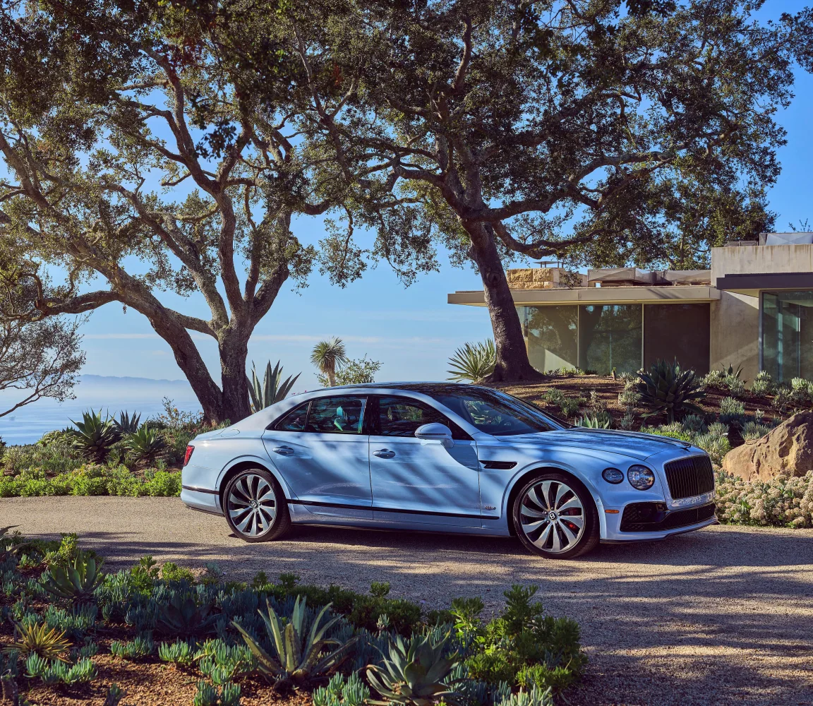 Bentley Flying Spur Hybrid Luxury cars