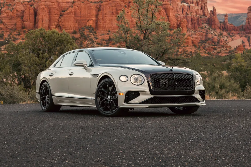 Bentley Flying Spur Speed Luxury Sedan