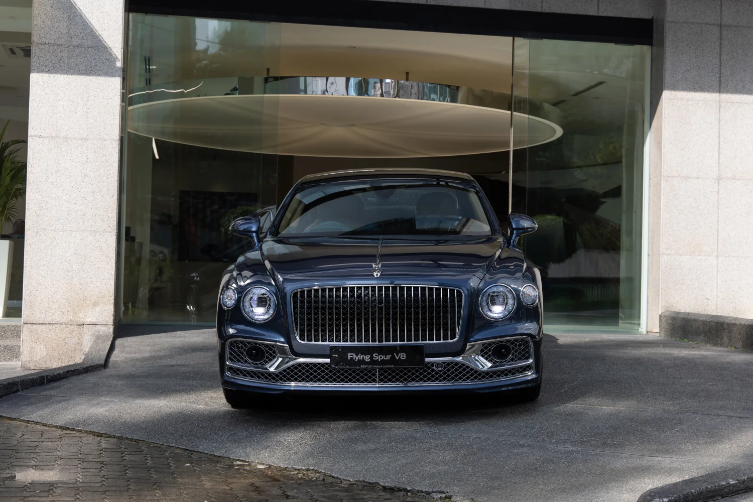 Bentley Flying Spur V8 First Edition