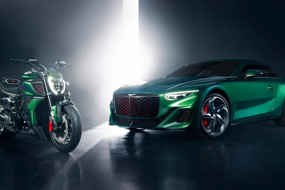 Bentley Mulliner Batur Ducati Diavel for Bentley